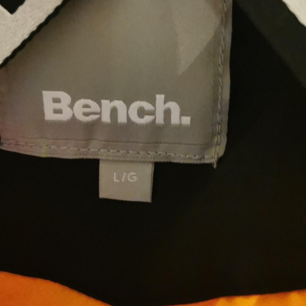 💚 Bench Winter Jacket, Size L - Picture 12 of 15